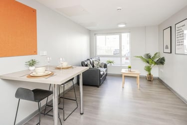 2 Bed Apartment Room - Image 6