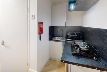 Deluxe Double Studio - Image 5