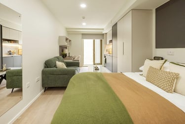Premium Studio at Broadway Studios, Renfield Street, City Centre, Glasgow, G23AX - Image 2