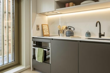 Premium Terrace Studio at Broadway Studios, Renfield Street, City Centre, Glasgow, G23AX - Image 4