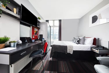 Single Studio at Pillar Box, 71A Hertford Street, City Centre, Coventry, CV11LA - Image 2