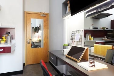 Classic Studio at Pillar Box, 71A Hertford Street, City Centre, Coventry, CV11LA - Image 2