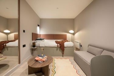 Deluxe Studio Wet Room at The Pepper Mill, 24-36 Dunedin Street, Marchmont, Edinburgh, EH74JG - Image 4