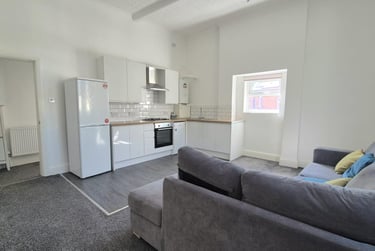1 bed house, Ladybarn Crescent, Fallowfield, Manchester, M146UU - Image 2