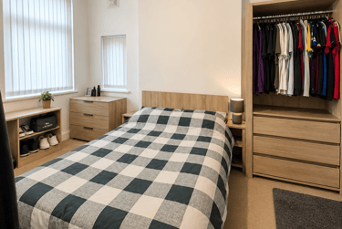 8 bed house, Derby Road, City Centre, Loughborough, LE115AG - Image 3