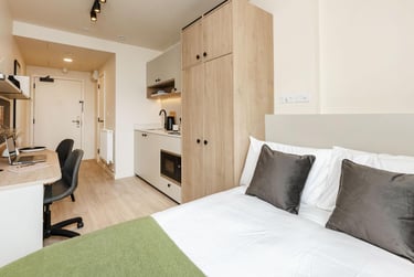 Club Studio at Press House, 81-88 Beresford Street, Woolwich, London, SE186BG - Image 1