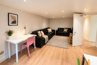 10 bed house, Lausanne Road, Withington, Manchester, M203EU - Image 1