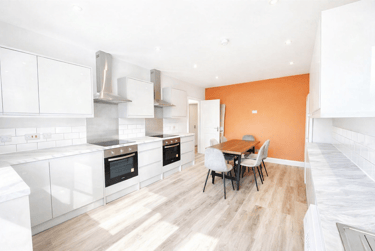 11 bed house, Whiteladies Road, Redland, Bristol, BS82QN - Image 1
