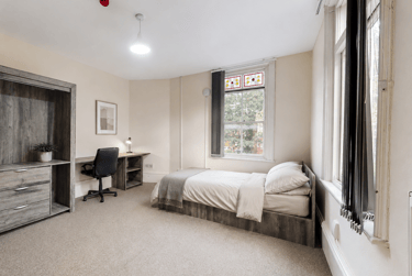12 bed house, Ashby Road, City Centre, Loughborough, LE113AD - Image 2