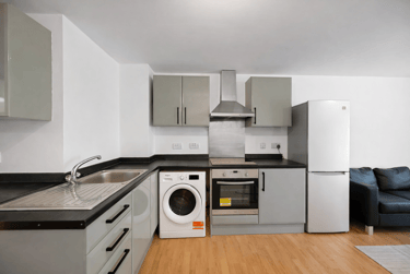 3 bed house, Broomhall Street, Broomhall, Sheffield, S37SQ - Image 3