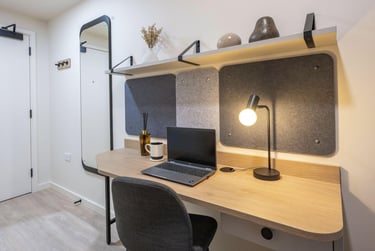 Classic Plus Ensuite at Press House, 81-88 Beresford Street, Woolwich, London, SE186BG - Image 7