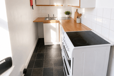 1 bed house, Churchgate, City Centre, Loughborough, LE111UD - Image 2