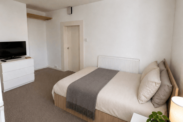 1 bed house, Churchgate, City Centre, Loughborough, LE111UD - Image 1
