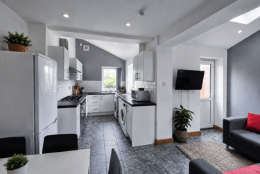 6 bed house, Cycle Road, Lenton, Nottingham, NG72DT - Image 6
