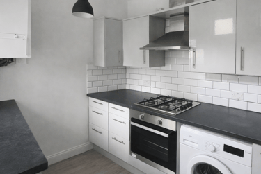 3 bed house, Priestley Street, Heeley, Sheffield, S24DD - Image 2