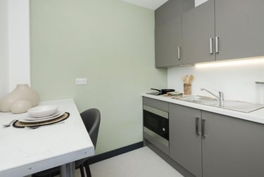 Gold Studio at Icon House, Registry Street, City Centre, Stoke, ST41JP - Image 3