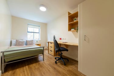Bronze Non Ensuite at Hotwells House, 192-216 Hotwell Road, Clifton, Bristol, BS84UR - Image 7