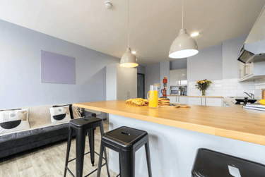 Gold Ensuite at Archer House, Castle Gate, Lace Market, Nottingham, NG17AW - Image 6