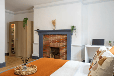 Platinum Non Ensuite - Image 1