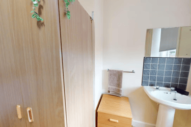 Bronze Non Ensuite at Garth Heads, Off Melbourne Street, City Centre, Newcastle, NE12JE - Image 9