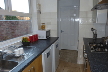 4 bed house, Station Street, City Centre, Loughborough, LE115EF - Image 11
