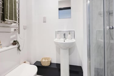 Bronze Studio at Icon House, Registry Street, City Centre, Stoke, ST41JP - Image 11