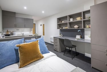 Silver Studio at Icon House, Registry Street, City Centre, Stoke, ST41JP - Image 2