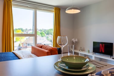 Luxury Gold Studio - Image 2