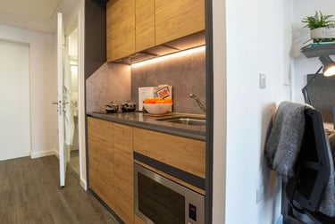 2 Bed Studio at The Valentine, 27-37 Perth Road, Gants Hill, London, IG26BX - Image 2
