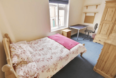 3 bed house, Paget Street, City Centre, Loughborough, LE115DS - Image 3