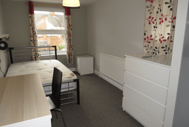 4 bed house, William Street, City Centre, Loughborough, LE113BX - Image 4