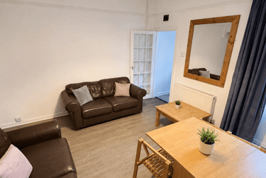 3 bed house, Leopold Street, City Centre, Loughborough, LE115DL - Image 1