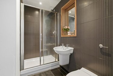 2 bed flat, Echo Central, Clarence Dock, Leeds, LS98FL - Image 6