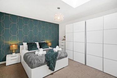 2 bed flat, Echo Central, Clarence Dock, Leeds, LS98FL - Image 3