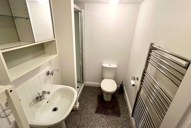 2 bed flat, 29c Heslington Road, Fishergate, York, YO105AR - Image 9