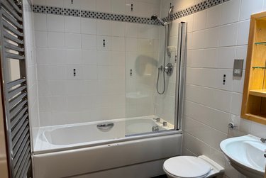 2 bed flat, Cromwell Court, Clarence Dock, Leeds, LS101HN - Image 10