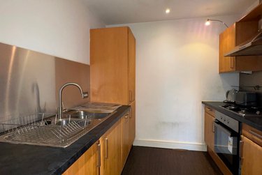 2 bed flat, Cromwell Court, Clarence Dock, Leeds, LS101HN - Image 5