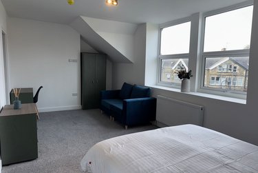 1 bed house, Room 8, 28 Dragon Parade, Cookridge, Leeds, HG15DA - Image 2