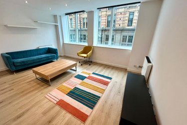 1 bed flat, Park House Apartments, City Centre, Leeds, LS15HB - Image 2