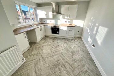 3 bed house, Brendon Avenue, City Centre, Luton, LU29LH - Image 1