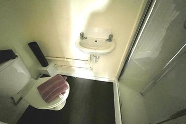 1 bed house, Halton, Harehills, Leeds, LS157RN - Image 4