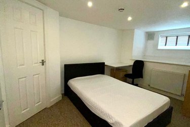 6 bed house, Langdale Terrace, Kirkstall, Leeds, LS63DY - Image 5