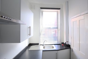 2 bed house, Temple View Place, Clarence Dock, Leeds, LS99JG - Image 2