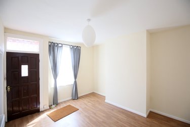 2 bed house, Temple View Place, Clarence Dock, Leeds, LS99JG - Image 1