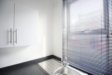 2 bed house, Temple View Place, Clarence Dock, Leeds, LS99JG - Image 10