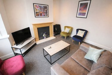 1 bed house, Morley, Leeds, LS270JE - Image 2