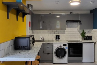 4 bed flat, 1 Victoria Street, Woodhouse, Leeds, LS31BT - Image 6