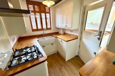 3 bed house, Copster Hill Road, Oldham, Manchester, OL81QQ - Image 2