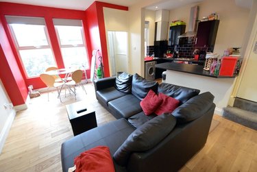 4 bed house, Mayville Street, Burley, Leeds, LS61ND - Image 3