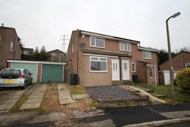 2 bed house, 18b Lichfield Mount, Undercliffe, Bradford, BD21NX - Image 1